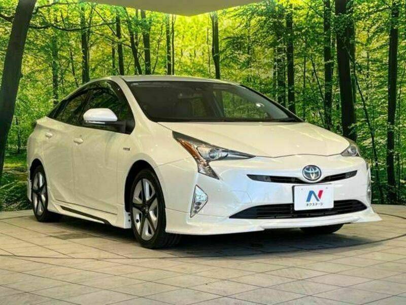 PRIUS-16