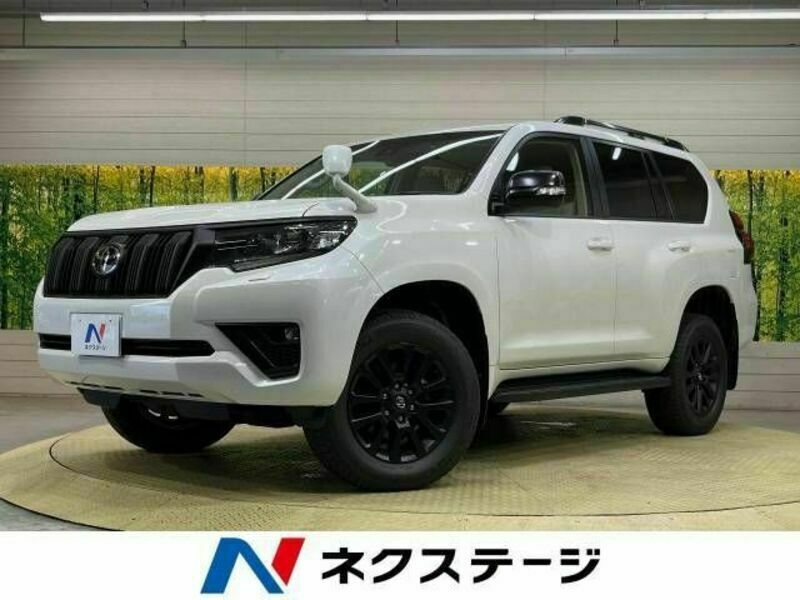 TOYOTA　LAND CRUISER PRADO