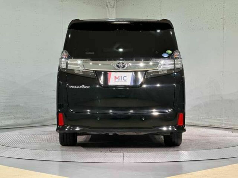 VELLFIRE-5