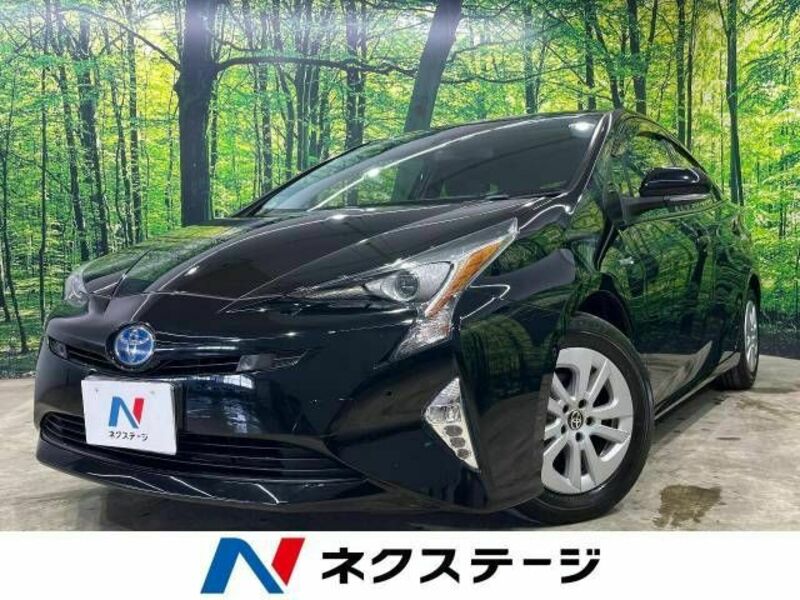 TOYOTA　PRIUS