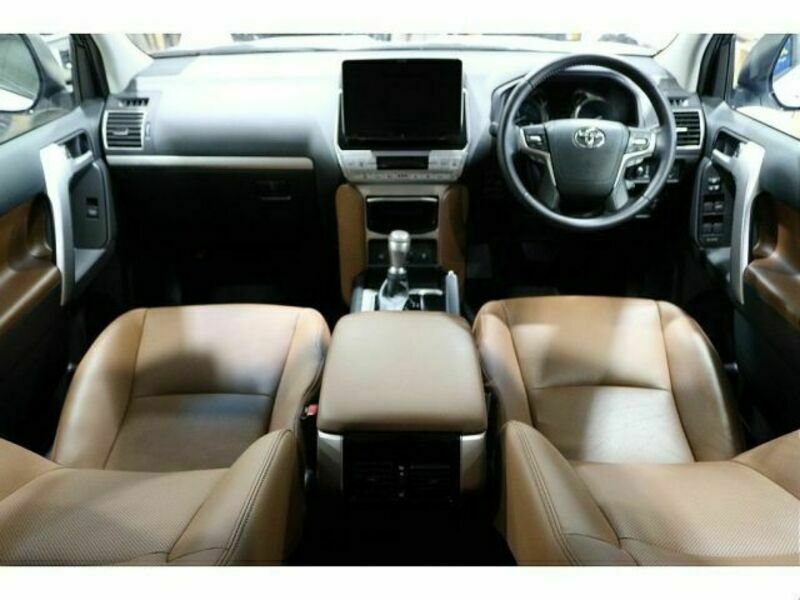 LAND CRUISER PRADO-2