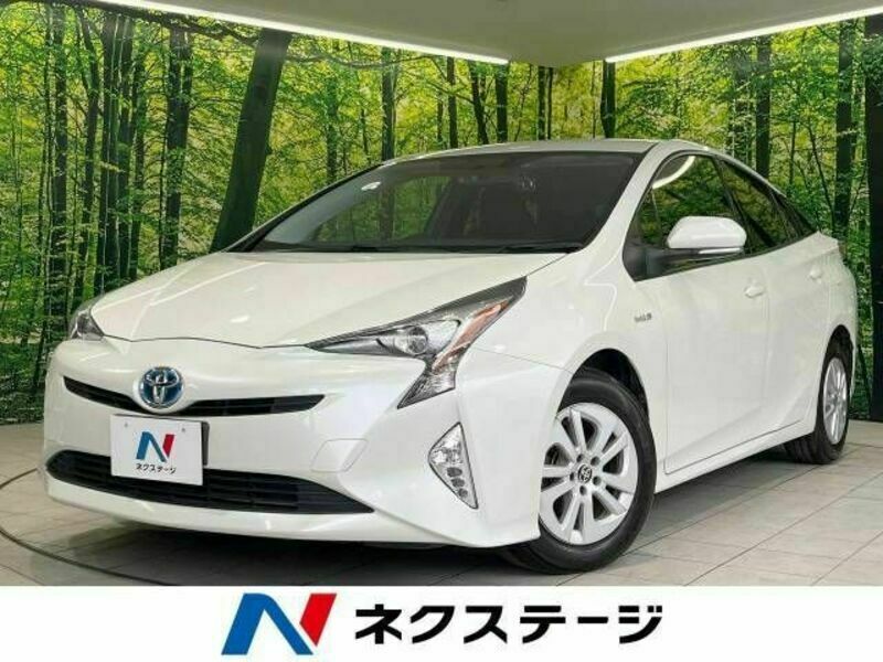 TOYOTA　PRIUS