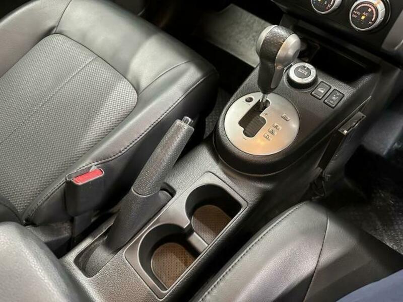 X-TRAIL-9