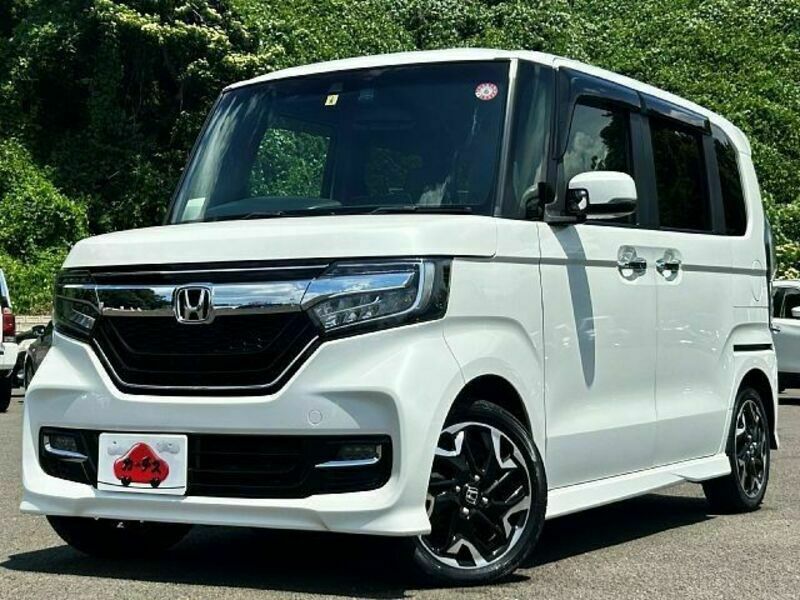 HONDA　N BOX CUSTOM