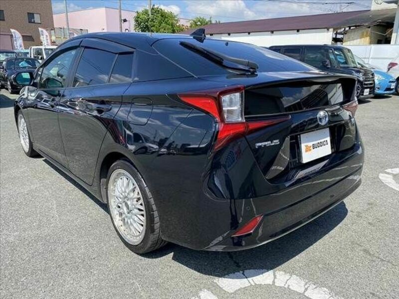 PRIUS-14