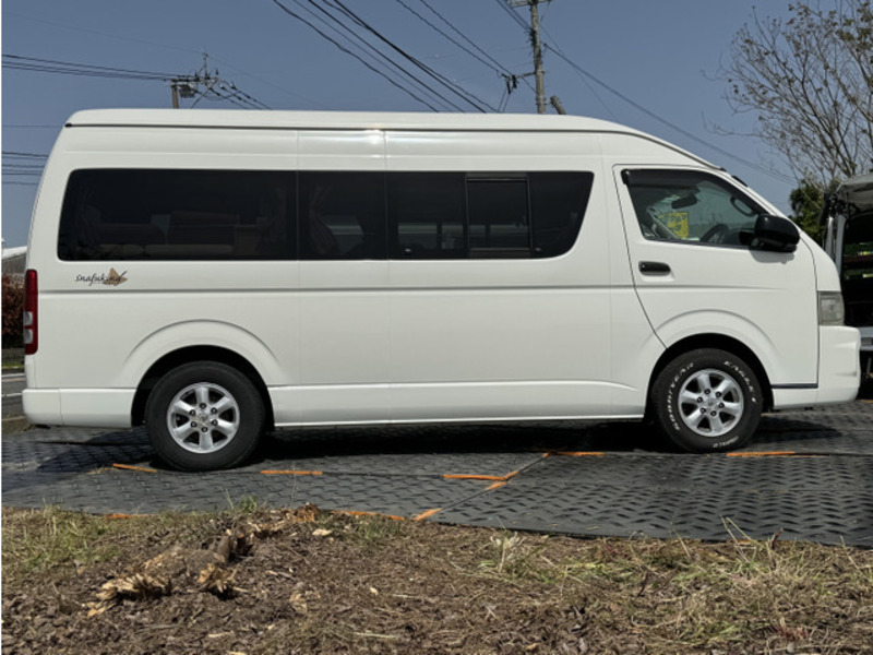 HIACE VAN-3