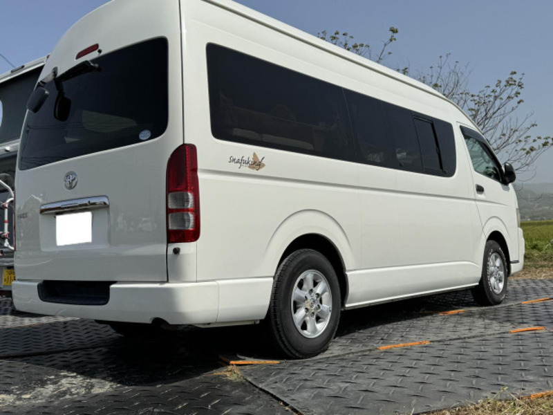 HIACE VAN-4