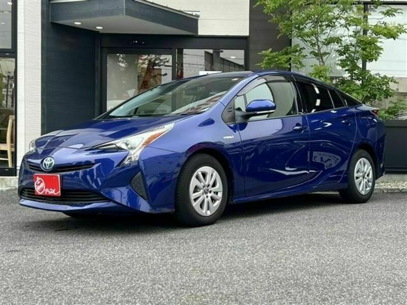 TOYOTA　PRIUS