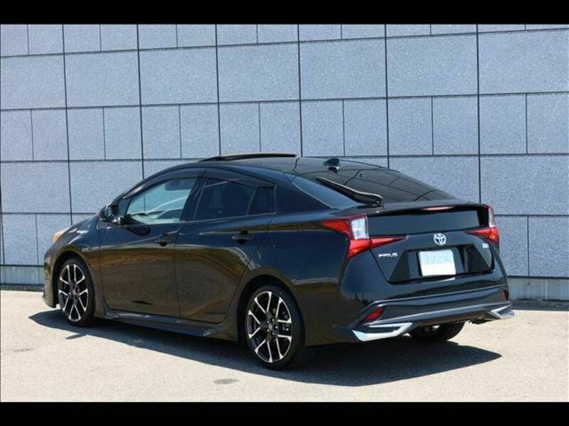 PRIUS-3