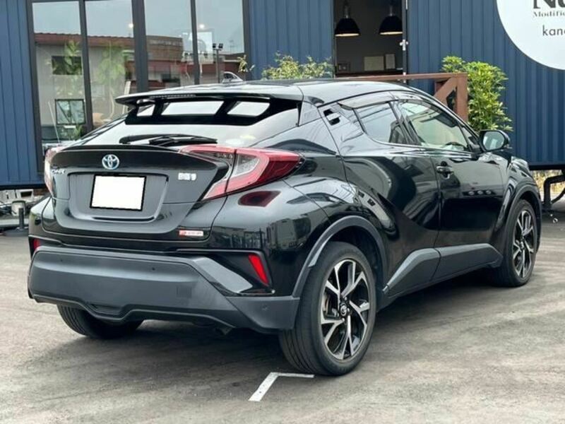 C-HR-28