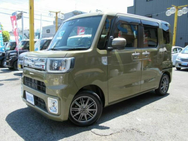 DAIHATSU　WAKE