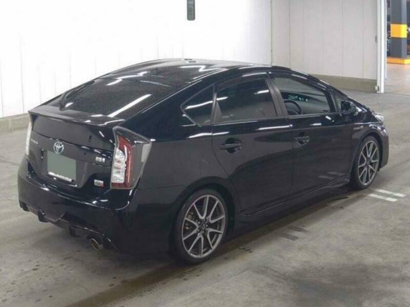 PRIUS-1