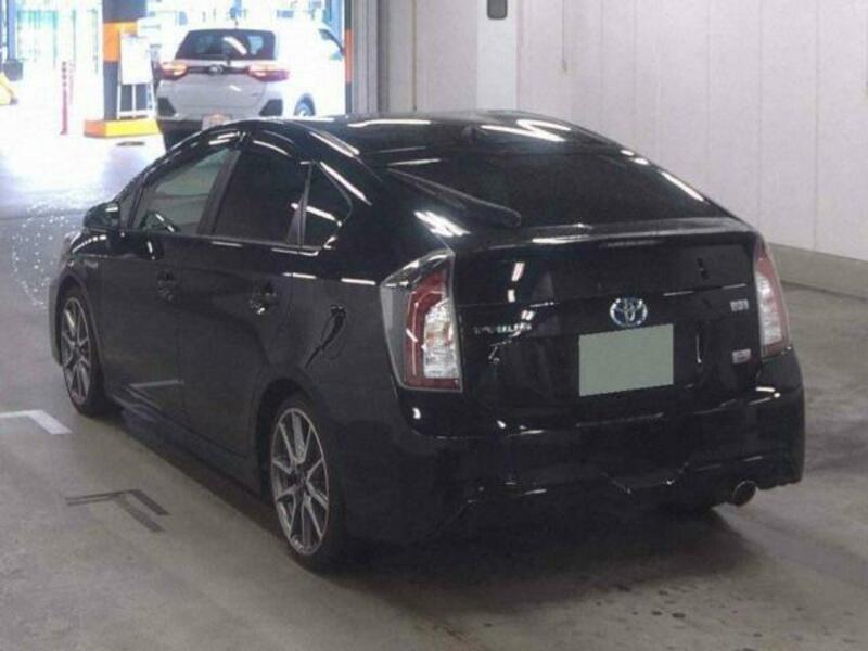 PRIUS-3