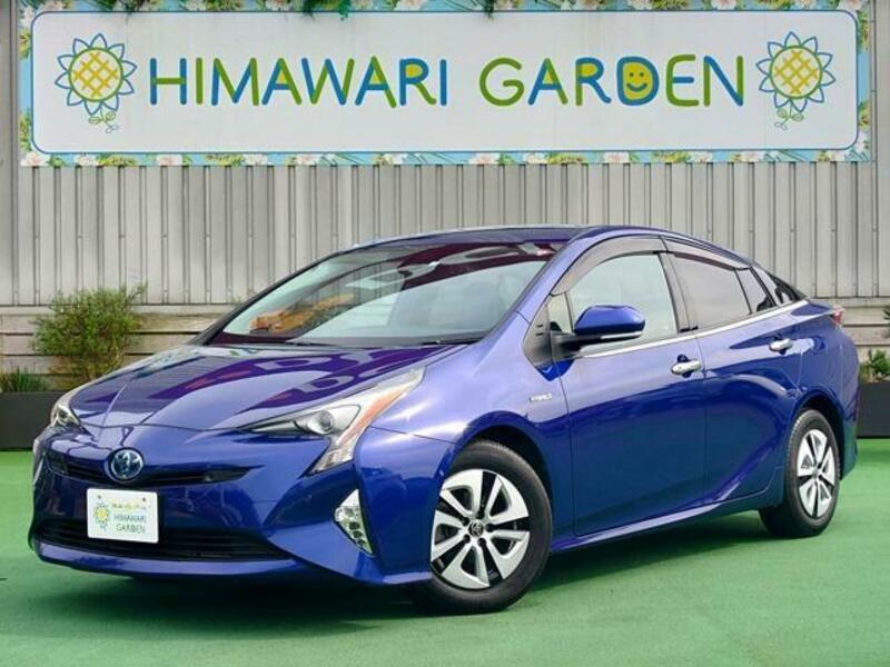 TOYOTA　PRIUS