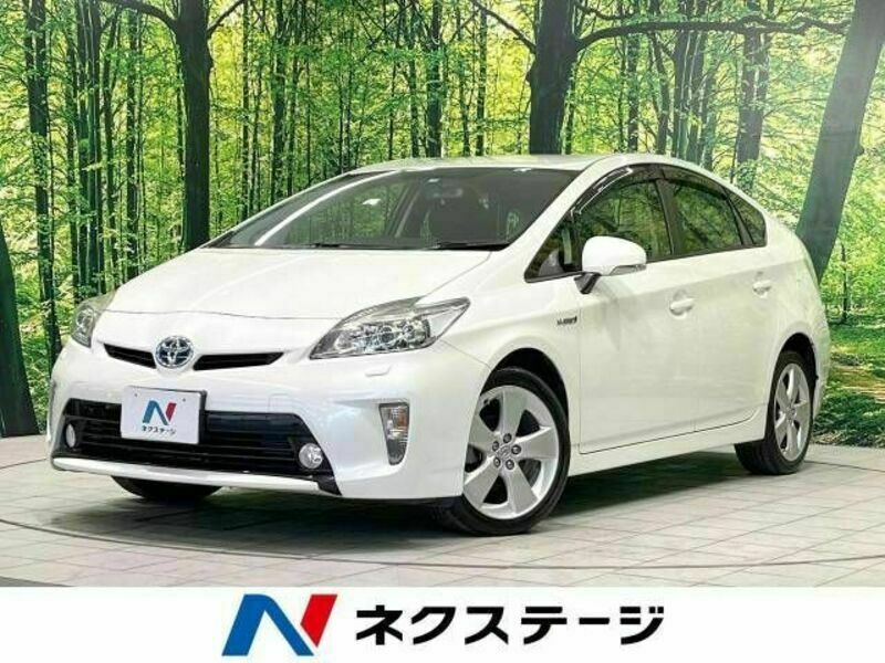 TOYOTA　PRIUS