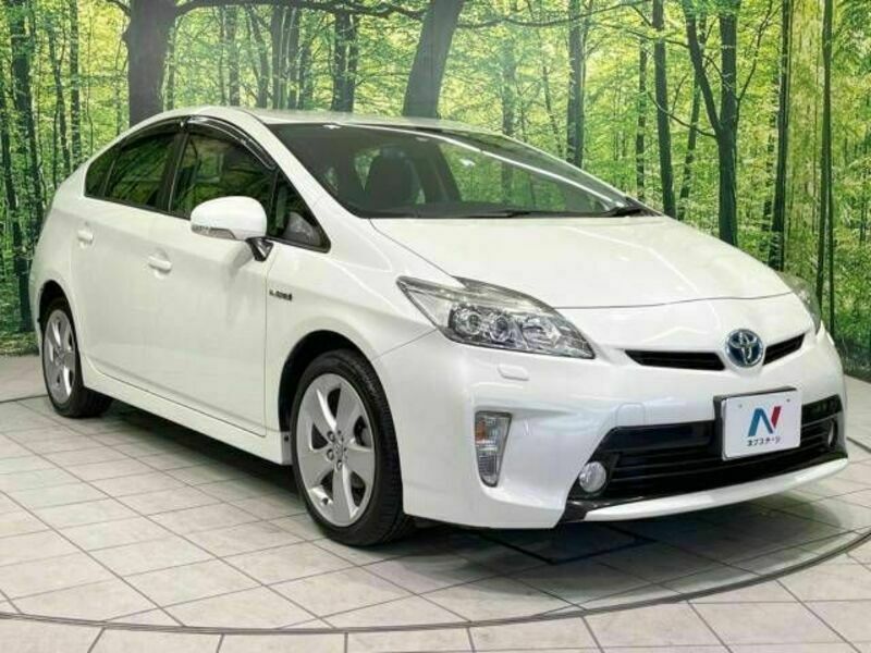 PRIUS-16