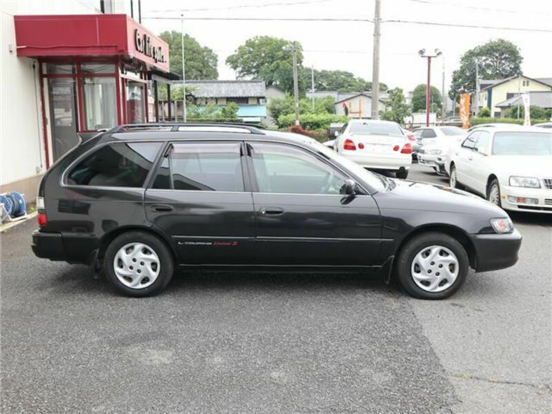 COROLLA TOURING WAGON-40