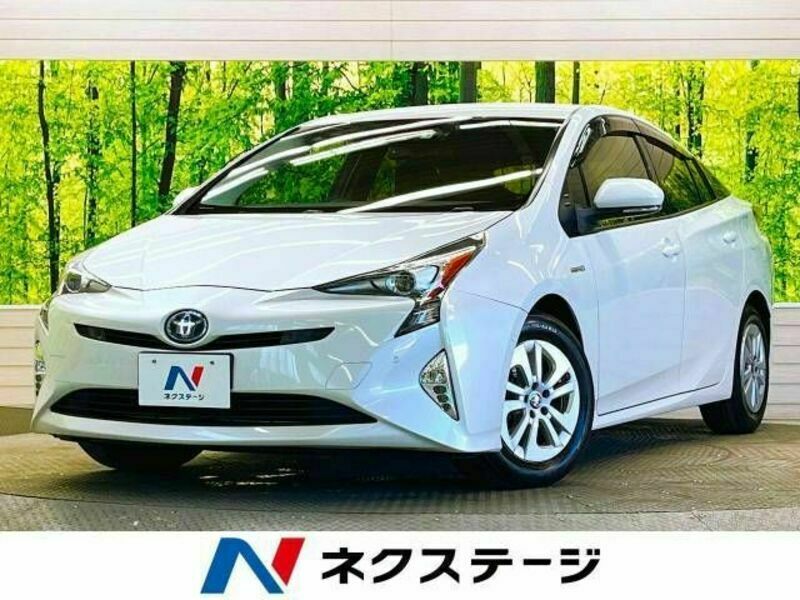 TOYOTA　PRIUS