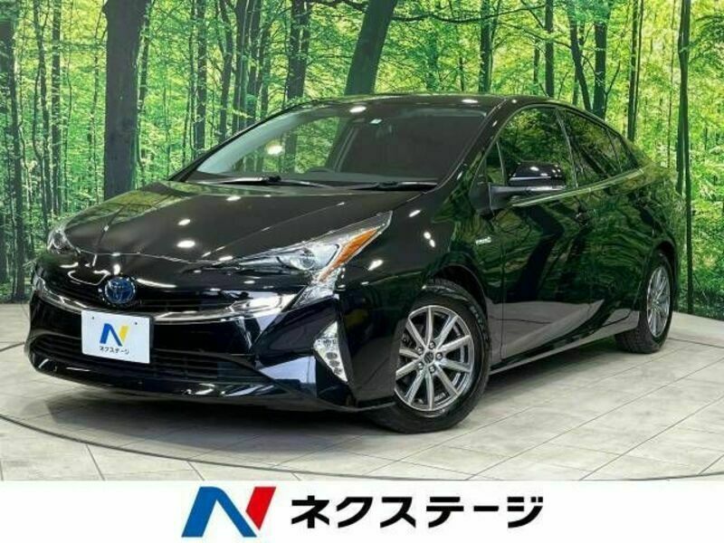 TOYOTA　PRIUS