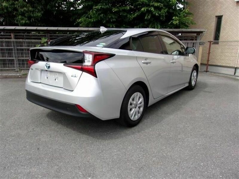 PRIUS-1