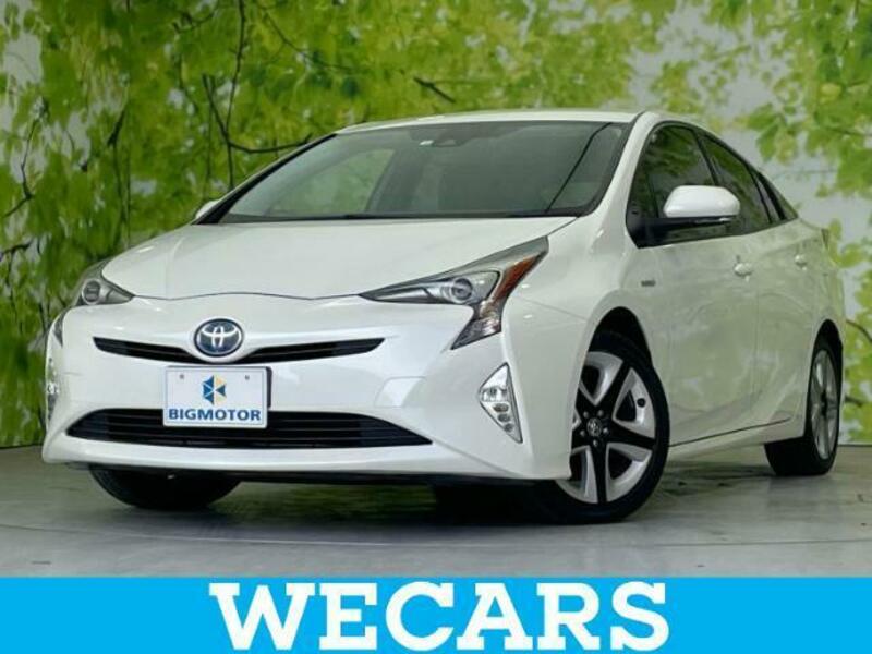 TOYOTA　PRIUS