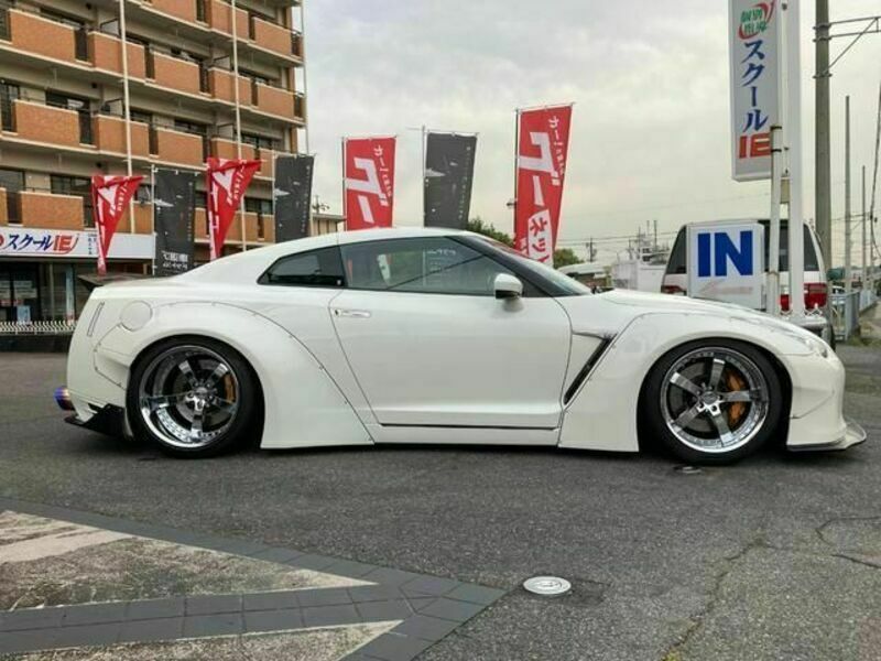 GT-R-4