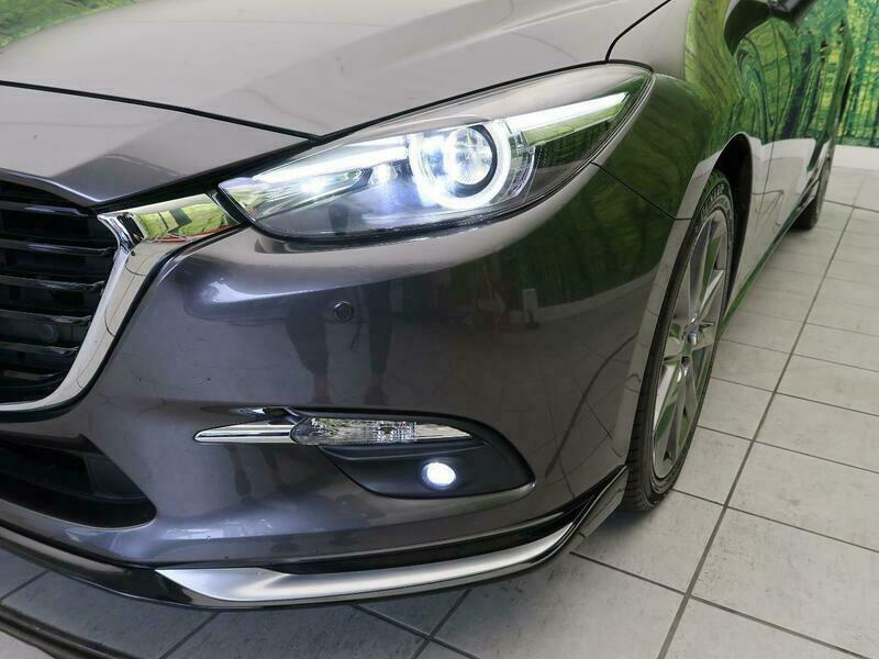 Axela Sport