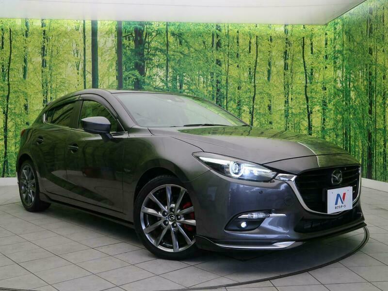 Axela Sport