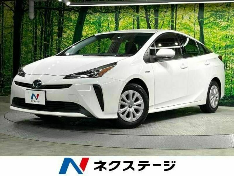 TOYOTA　PRIUS