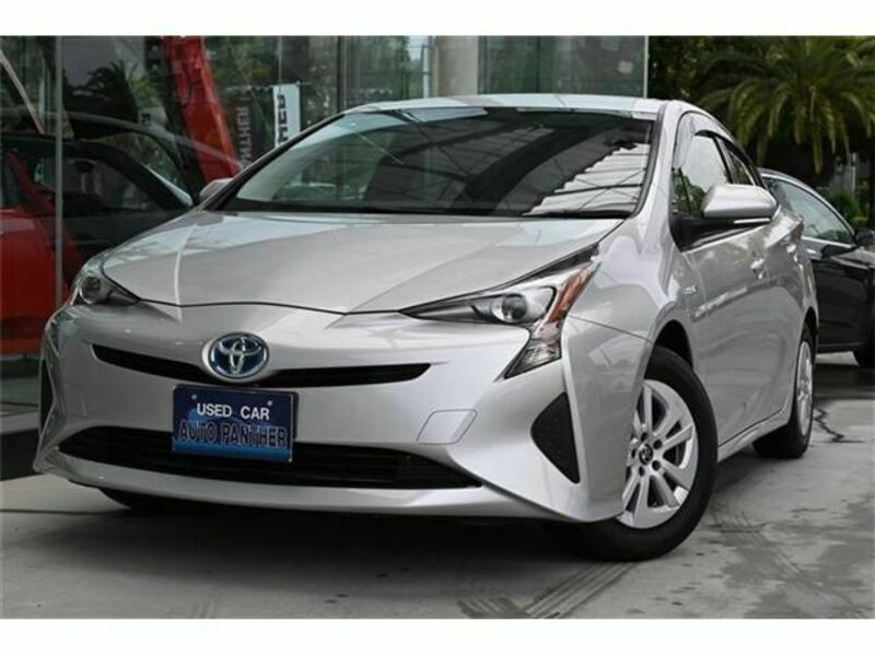 TOYOTA　PRIUS