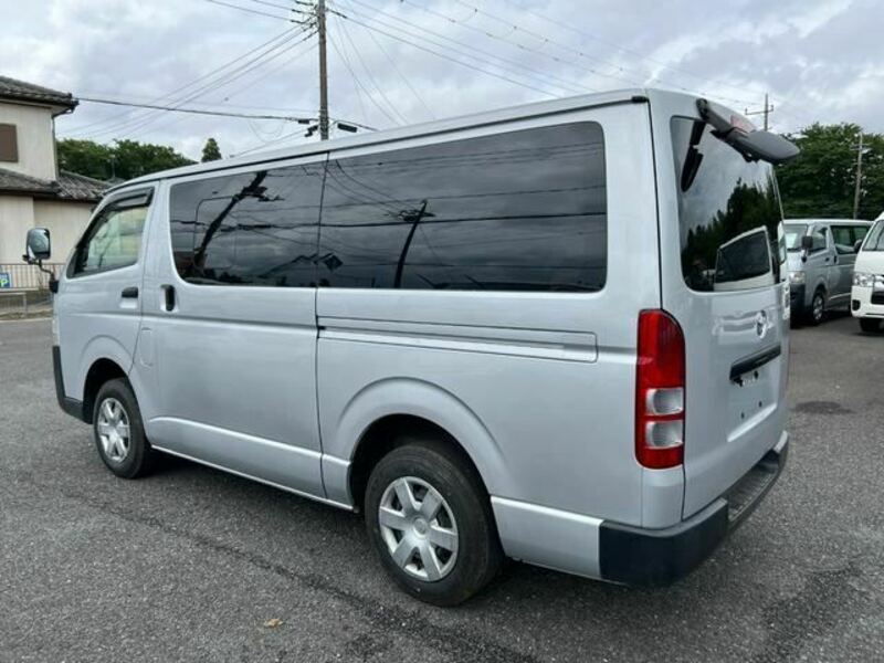 HIACE VAN-4