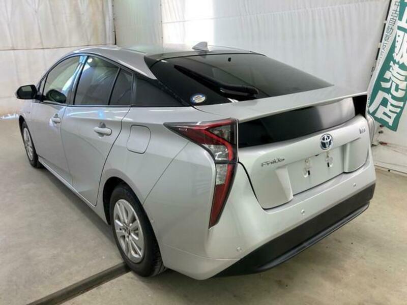 PRIUS-1