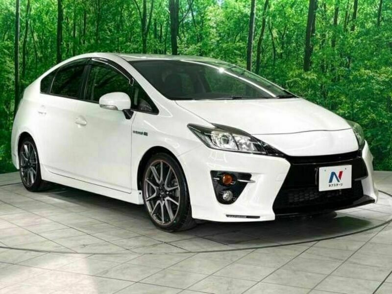 PRIUS-16