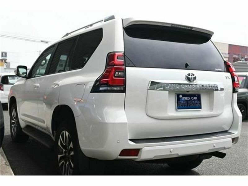 LAND CRUISER PRADO-2