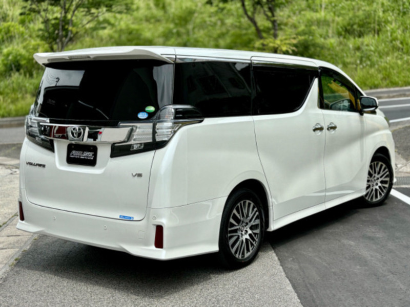 VELLFIRE-5