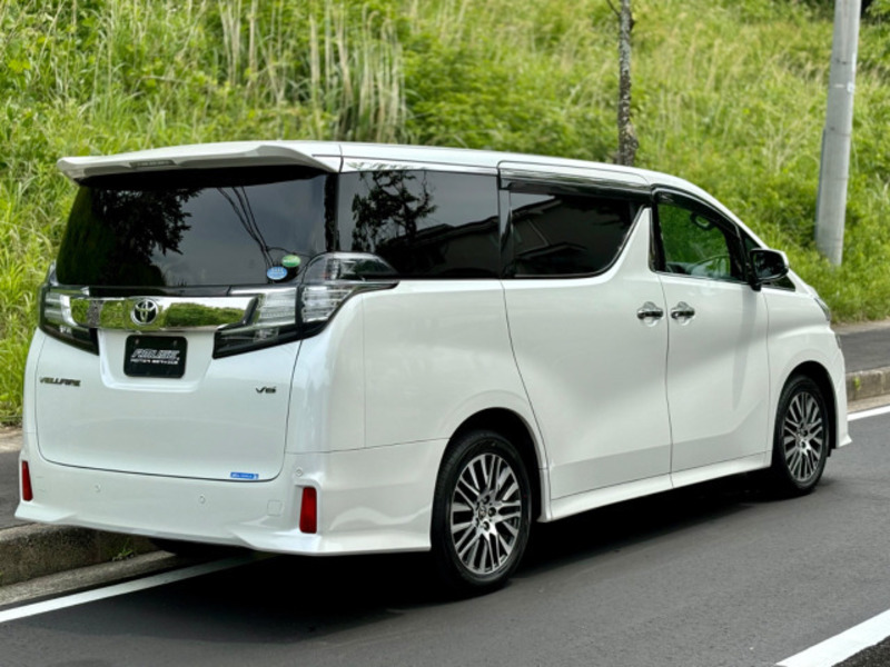 VELLFIRE-9