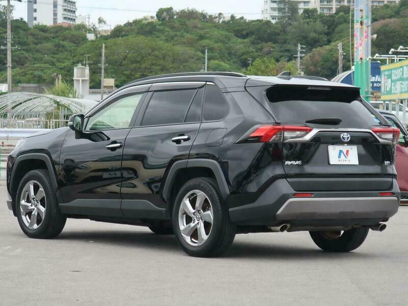 RAV4