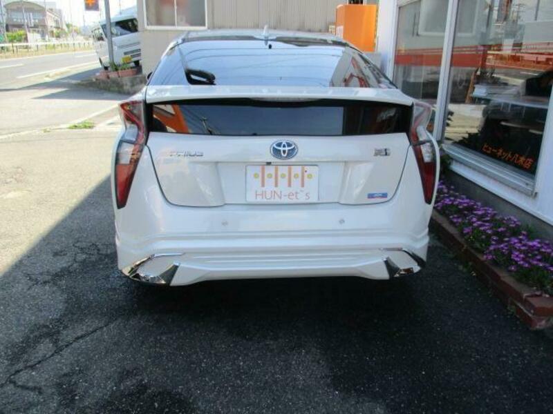 PRIUS-3