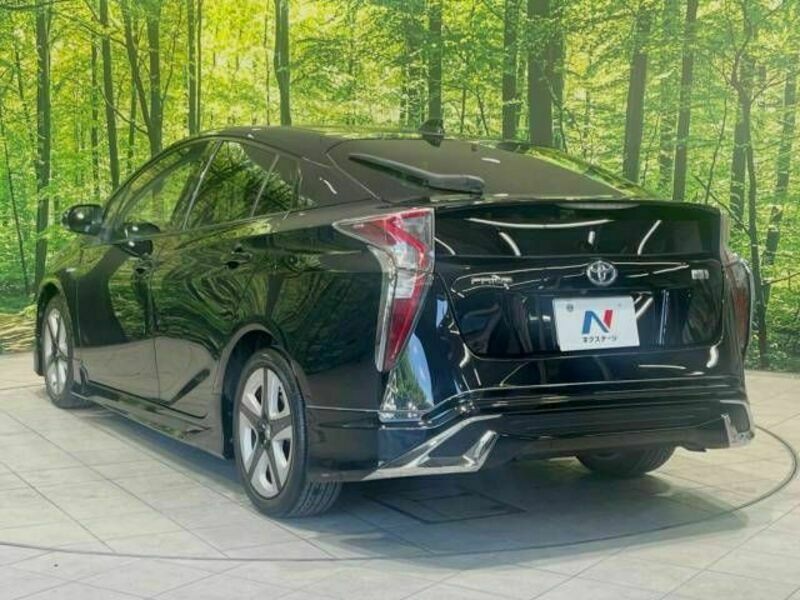 PRIUS-18