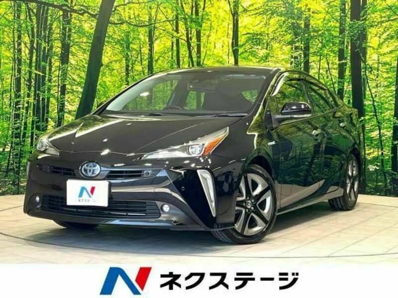 TOYOTA　PRIUS