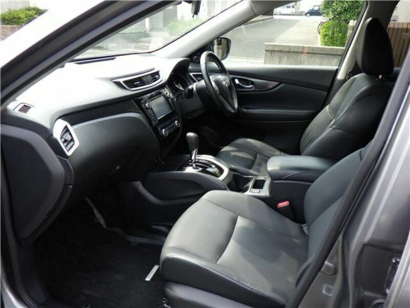 X-TRAIL-5