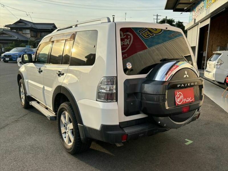 PAJERO-18