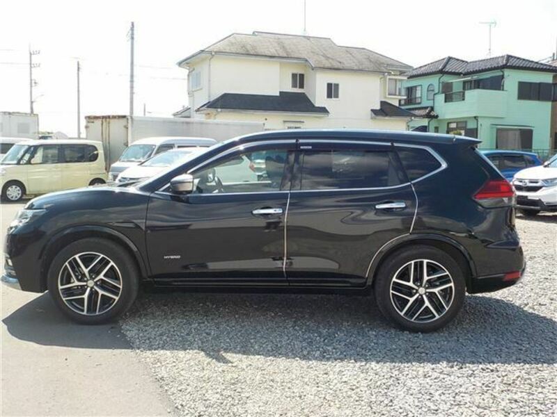 X-TRAIL-7