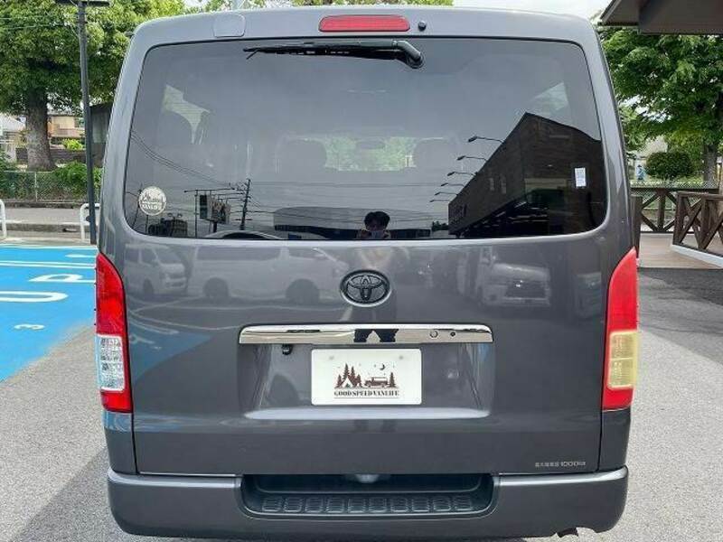 HIACE VAN-18