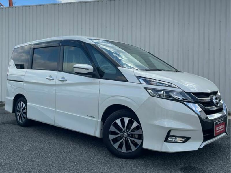 NISSAN　SERENA