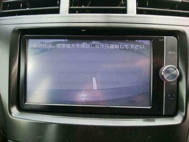 PRIUS ALPHA