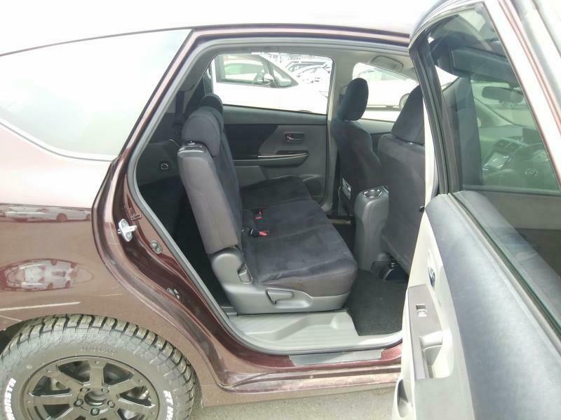 PRIUS ALPHA