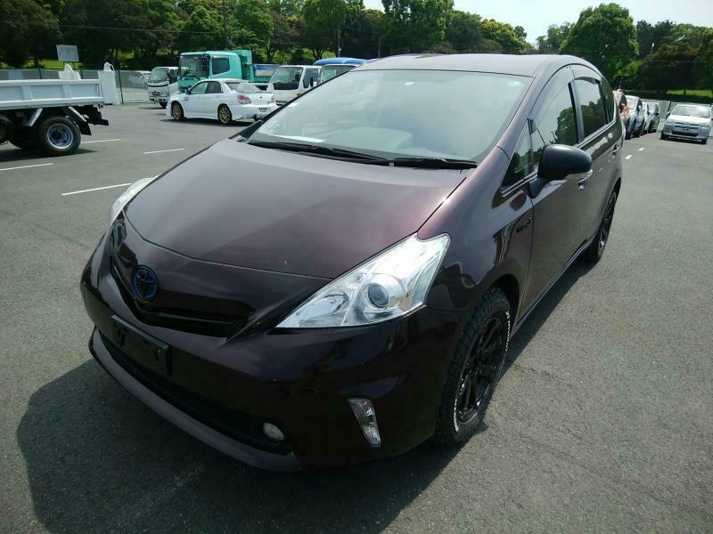 PRIUS ALPHA