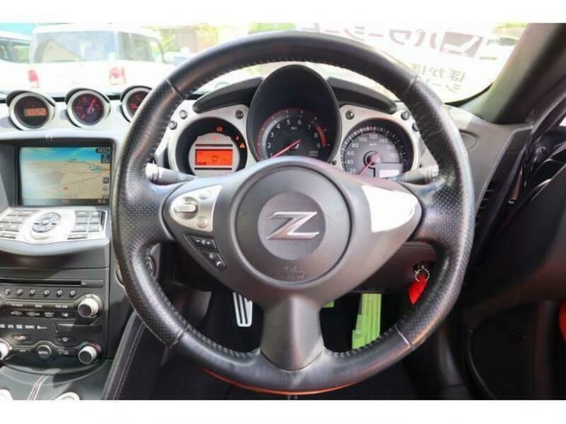 FAIRLADY Z-9