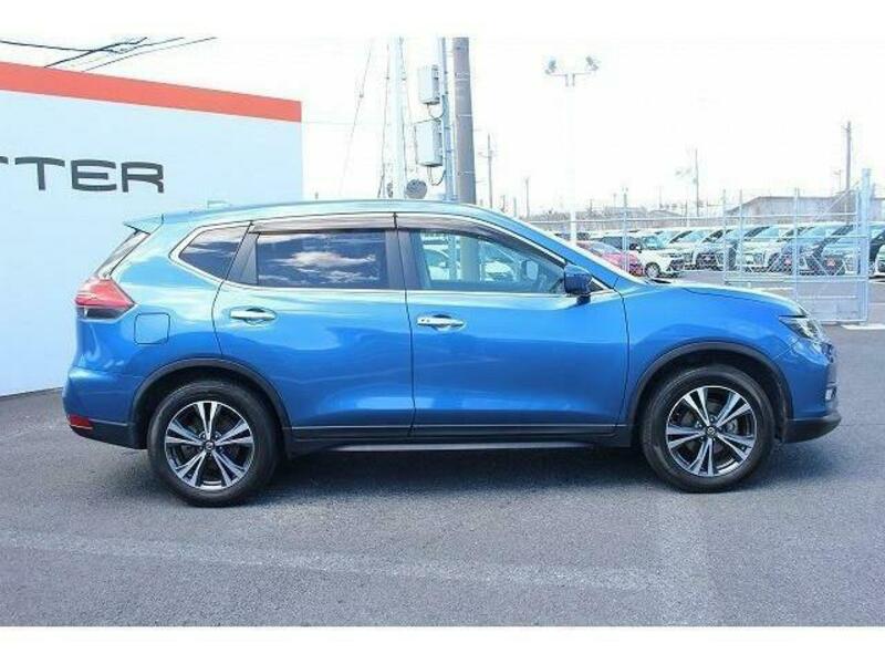 X-TRAIL-7